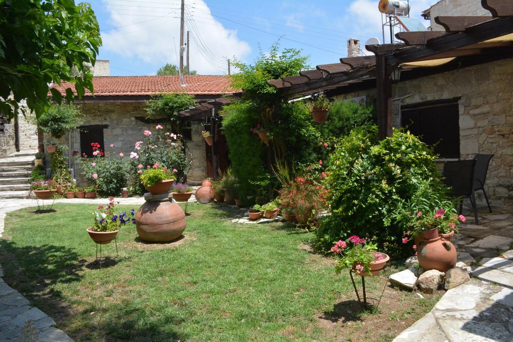 Agrotiko Traditional Houses Kallepia Exterior photo